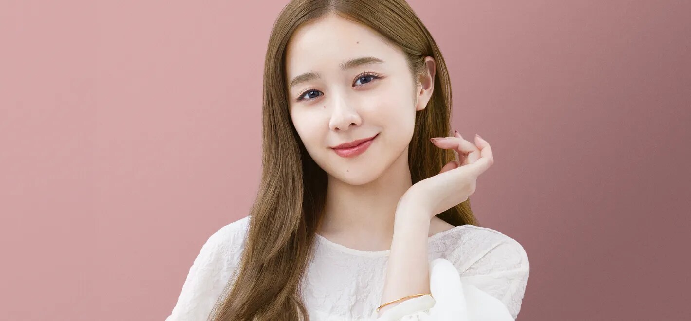 ビューティラボ ホイップヘアカラーは泡タイプで簡単に染められるセルフヘアカラーで、全18色から選べます。